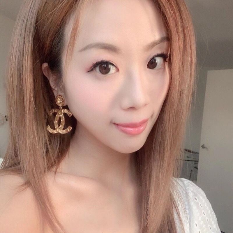 Ch**el earrings